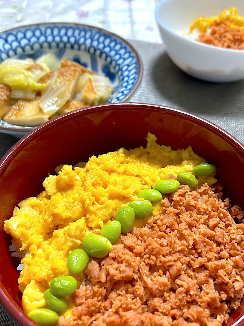 三色丼|🍒ふみりん🍒さん