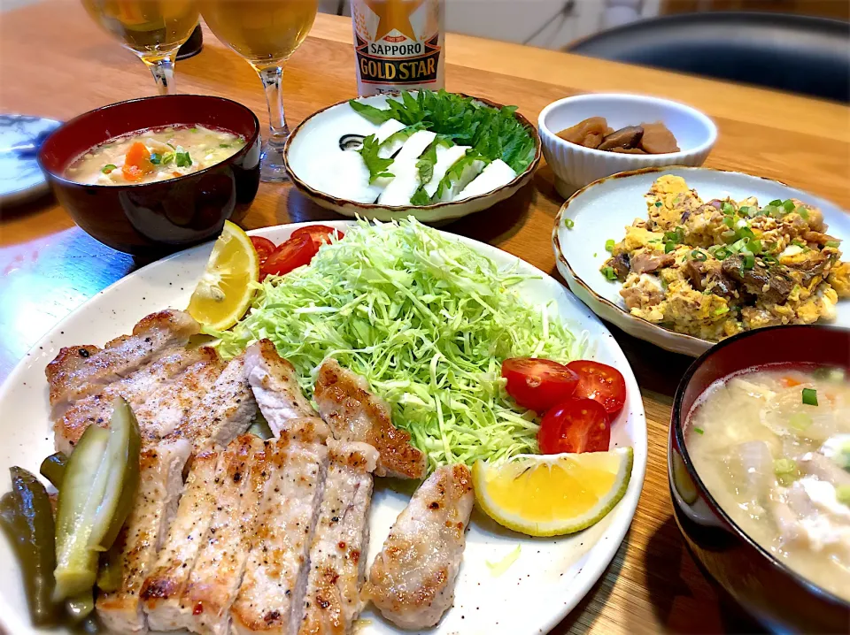 豚ロース肉ソテー　サバ缶の卵とじ|じゅんさんさん