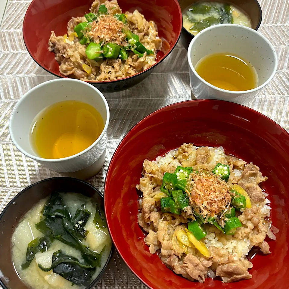 カツオオクラ牛丼🍚|こちちゃん💎🩷さん