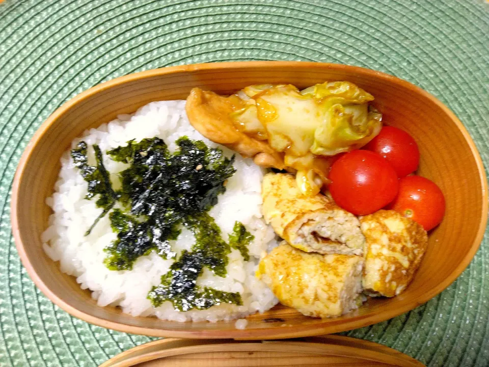 とり照り弁当

鳥のてりやき
卵焼き(玉子一個)
プチトマト３つ|よこさん