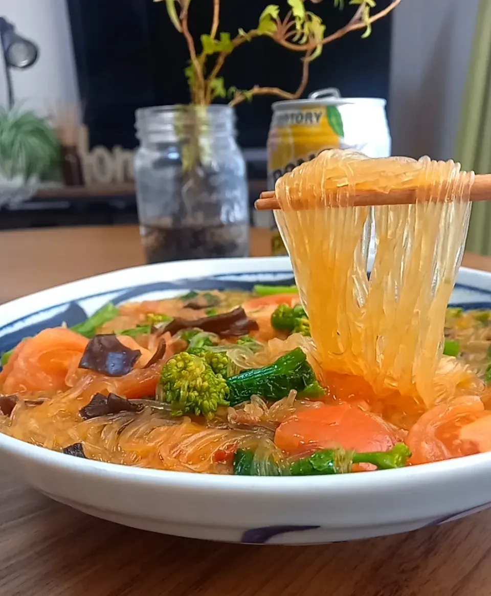 ﾄﾏﾄと菜の花の麻婆春雨|まりおさん