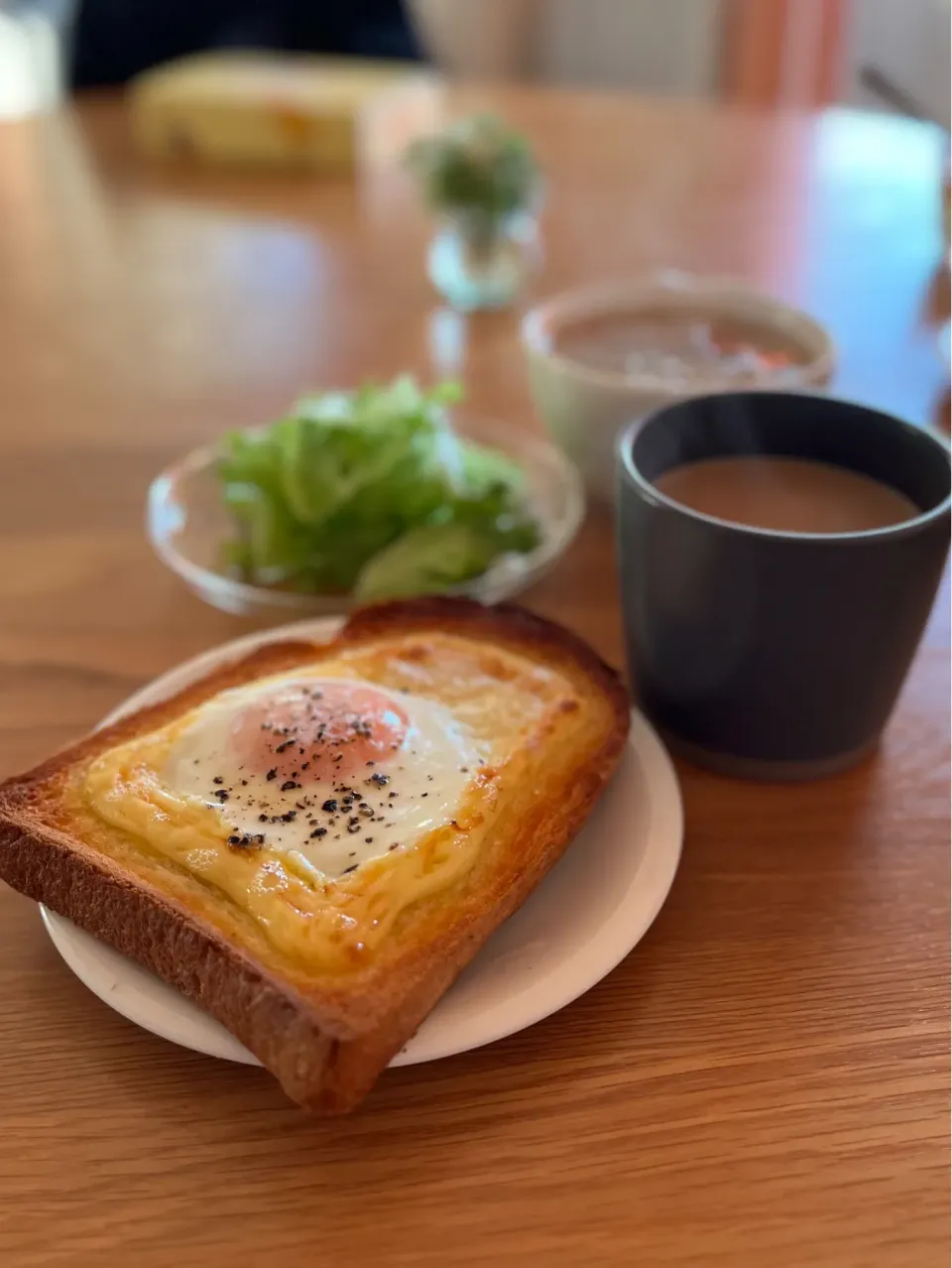 2/3の朝食　目玉焼きトースト|yoneさん