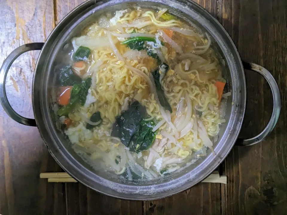 野菜たっぷり味噌ラーメン。|おいはる(矢尾春香)さん