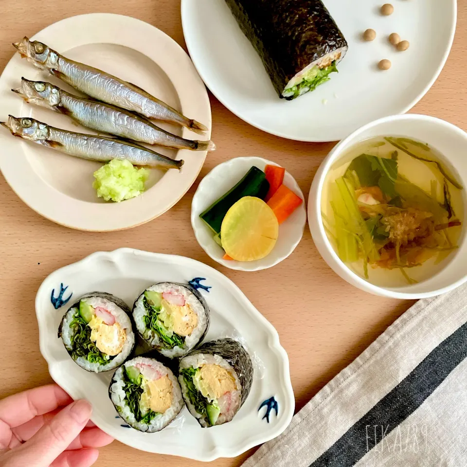 Snapdishの料理写真:やっぱり 食べたい 恵方巻き|FIKA789さん