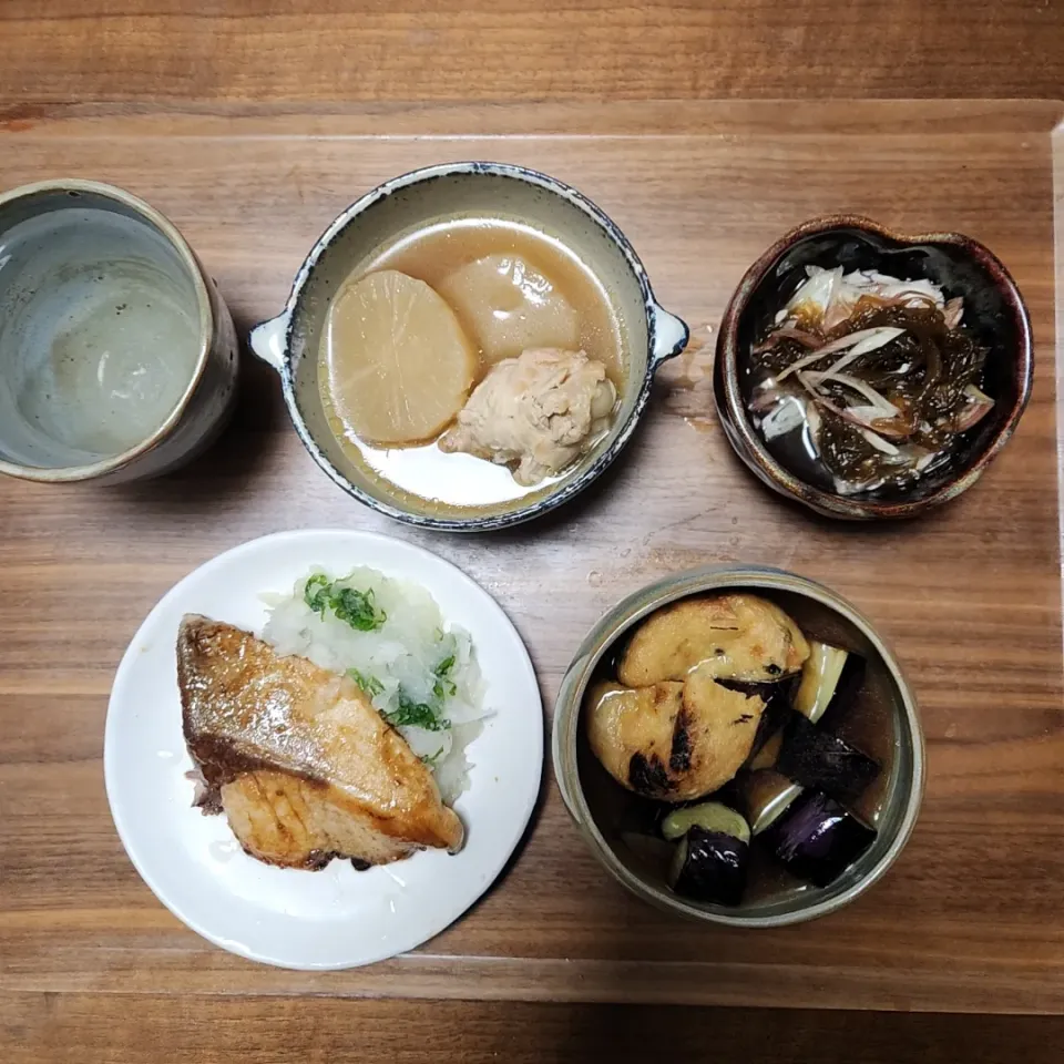 20240203
鰤の照り焼き
茄子とがんもどきの揚げ出し
鶏大根
茗荷もずく|noccoさん