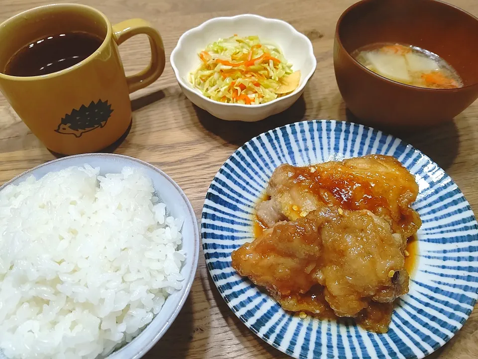 チキン南蛮と豚汁|ゆーさん