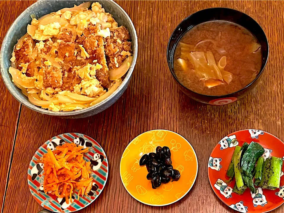 晩ごはん♯かつ丼|小松菜さん