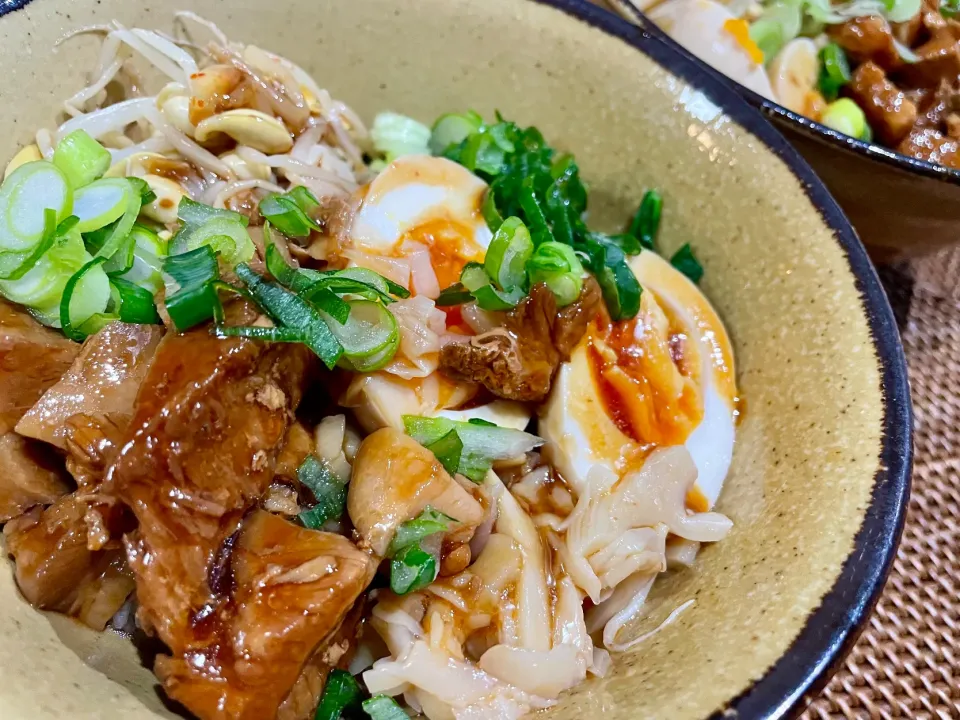 Snapdishの料理写真:角煮と漬け卵の丼|太田 Tommyさん