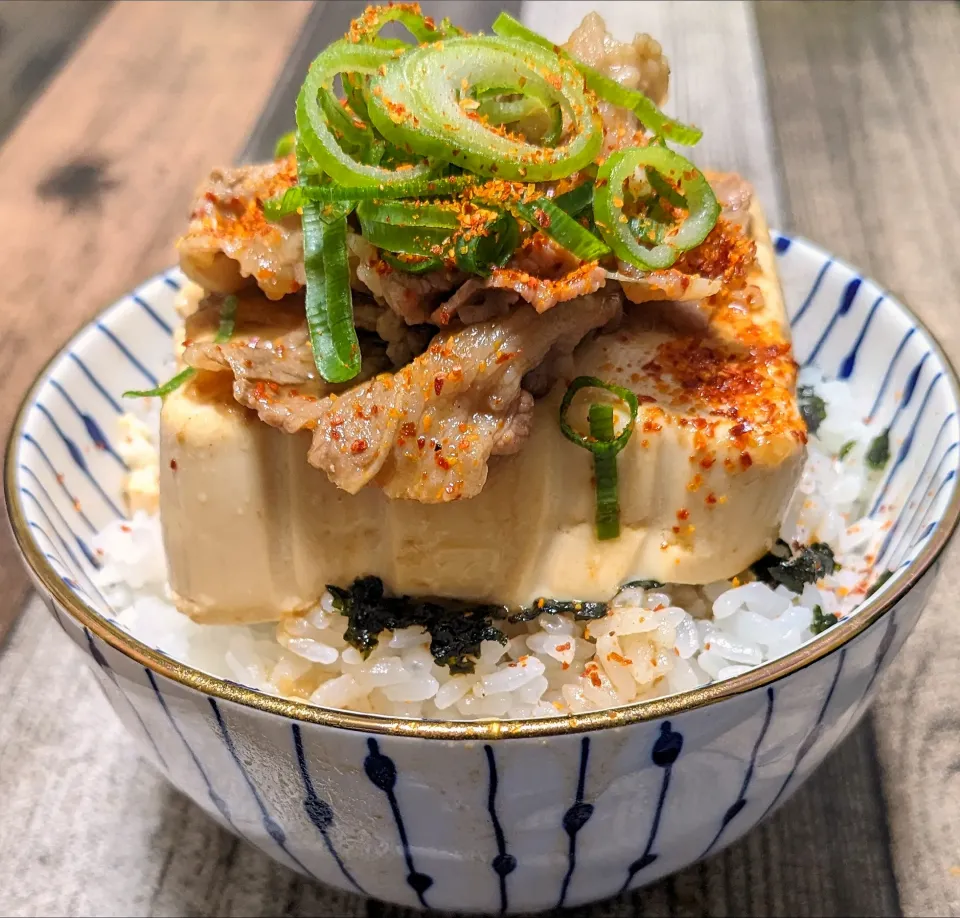 赤味噌おでん✨最終章は
肉豆腐めし|ひとみんΨ(*´∀｀)Ψさん