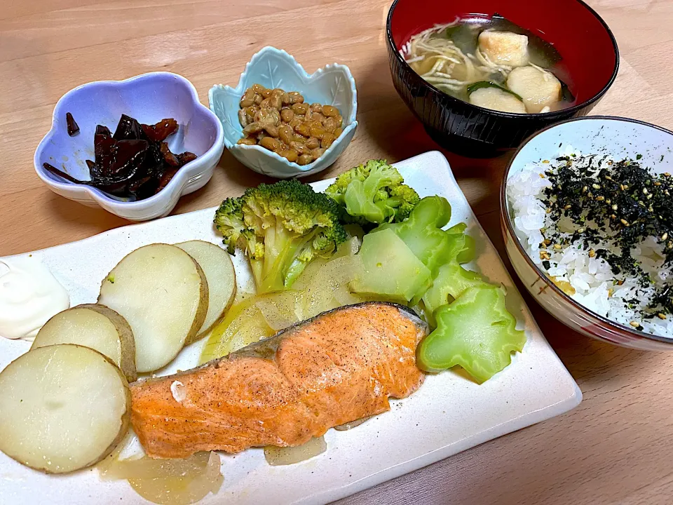 鮭の蒸籠蒸し🐟定食|かおちゃんさん