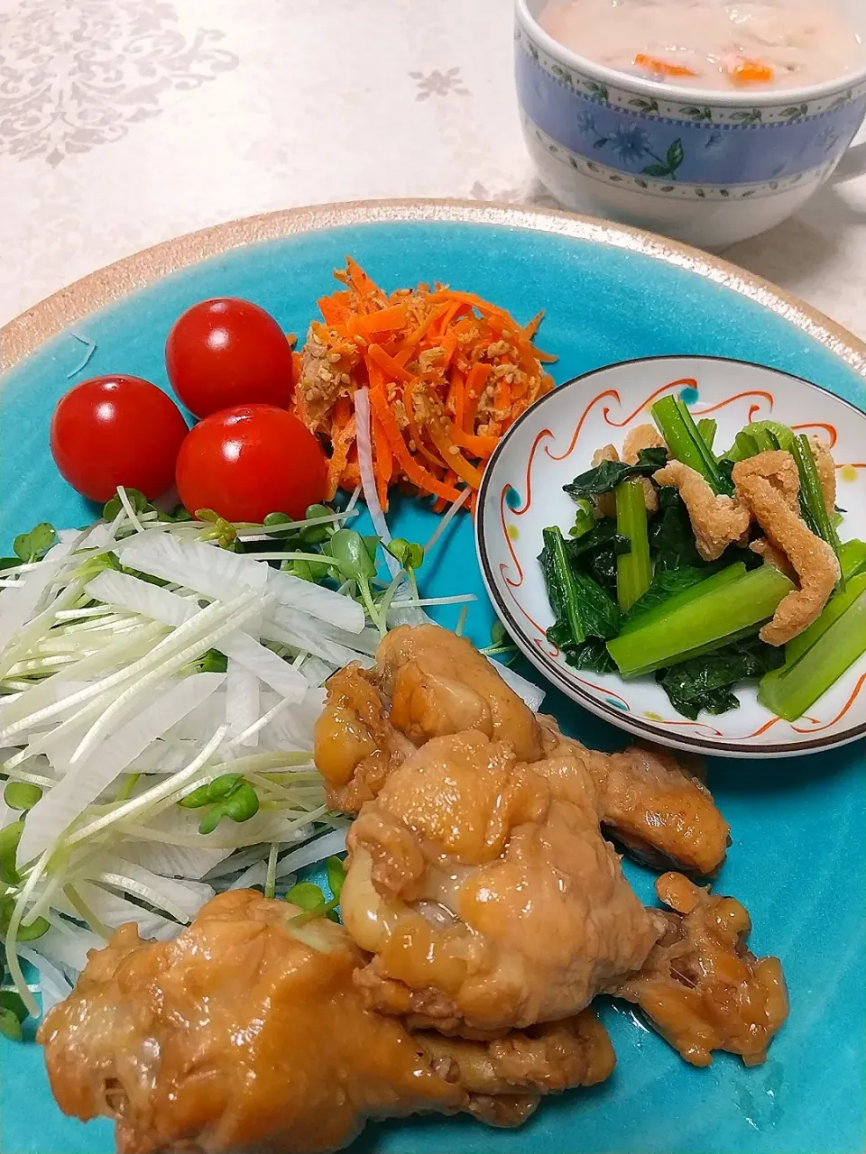 ☆今日の晩ごはん☆  酢鶏 小松菜煮 大根サラダ 粕汁|hamamaさん