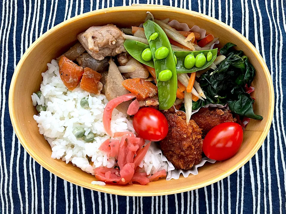 Snapdishの料理写真:とりごぼう、味噌カツ、チヂミほうれん草の豆ご飯🍱|なお🅿️さん