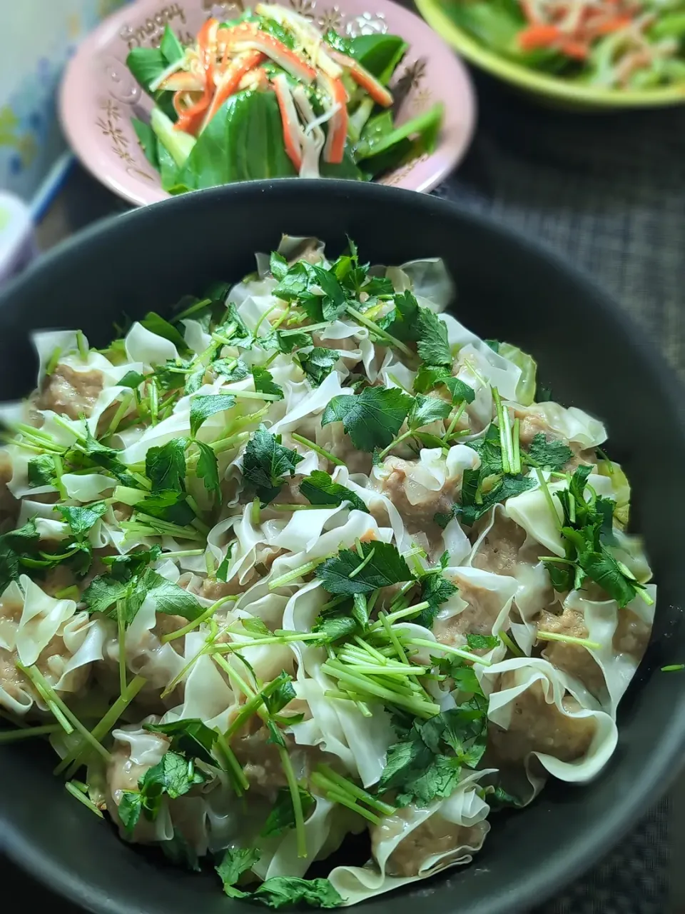 肉シュウマイ＆セロリとチンゲン菜のサラダ|テケテケさん