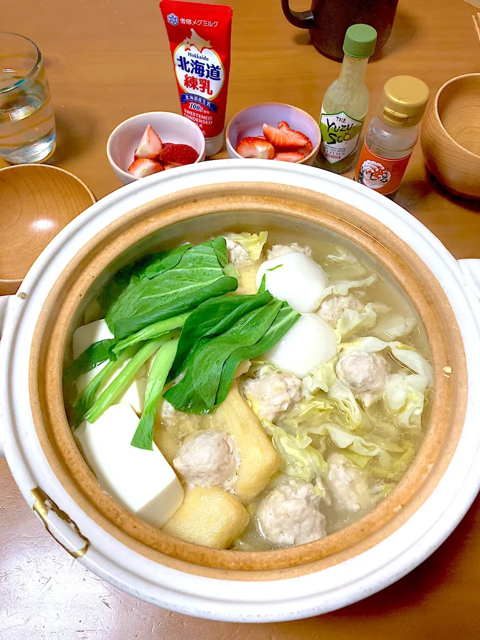 鶏つくねのニンニク鍋🍲|さくたえさん