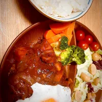 ハンバーグ| たかさん