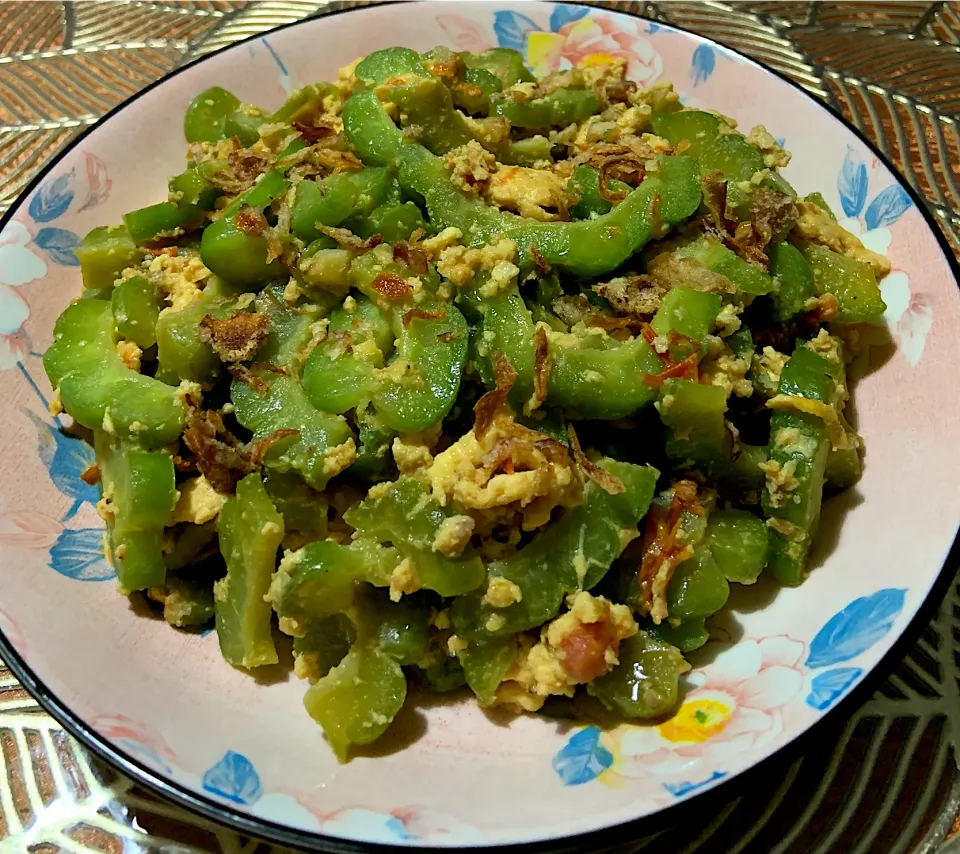 Stirfry bittergourd with egg|Ahnneさん