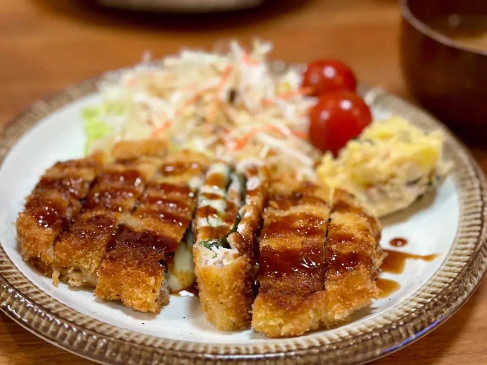 大葉とチーズのミルフィーユトンカツ|ふくすけ食堂さん