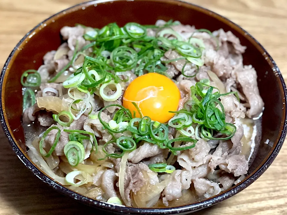 ☆ねぎ玉牛丼|まぁたんさん