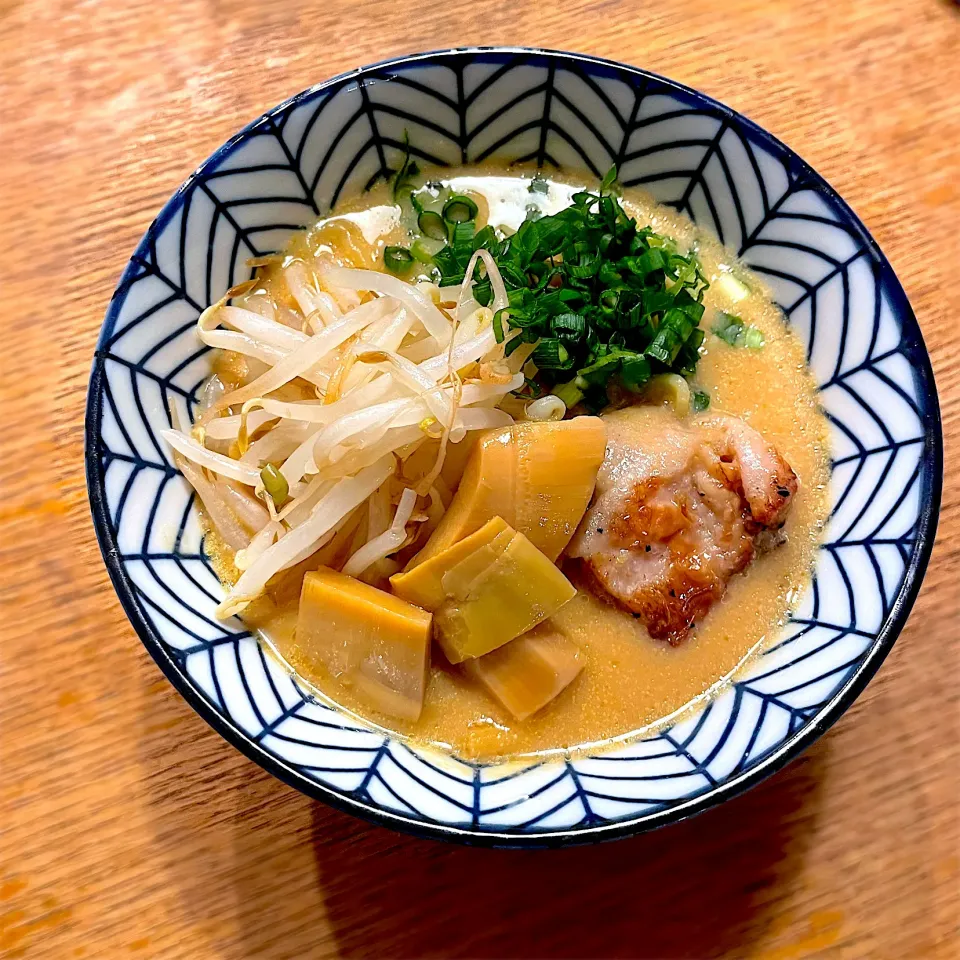 お鍋リメイクで天一風こってりラーメン|ふうりんさん