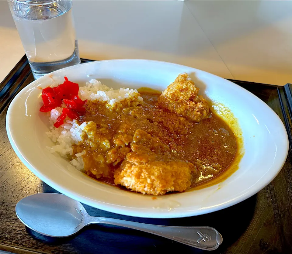 金曜日はカレーの日🍛|にゃあ（芸名）さん