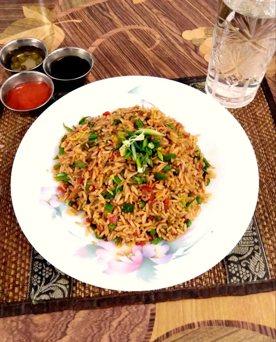 Snapdishの料理写真:Vegetable Fried Rice|Chilli Wokさん