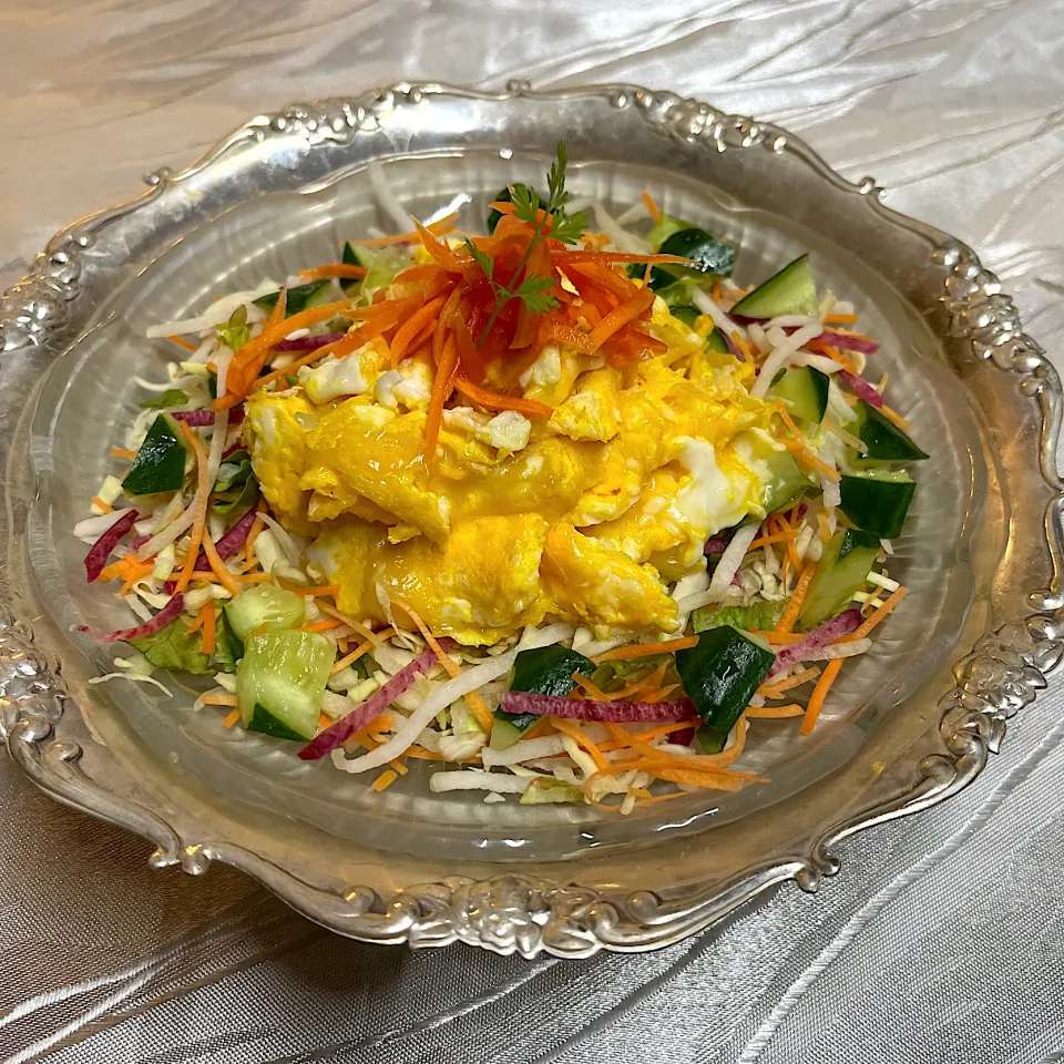 henryさんの料理 彩りサラダ🥗玄米シュレッド|henryさん