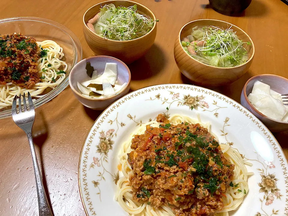 Snapdishの料理写真:久しぶりにミートソース🍝|さくたえさん