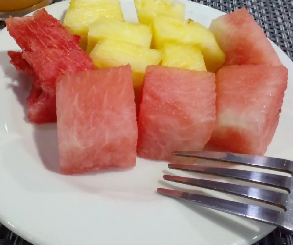 diced Watermelon and Pineapple|Chioma Anyanwuさん