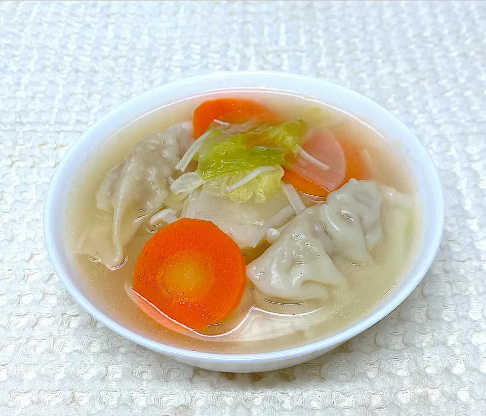 餃子入り野菜スープ|marichさん