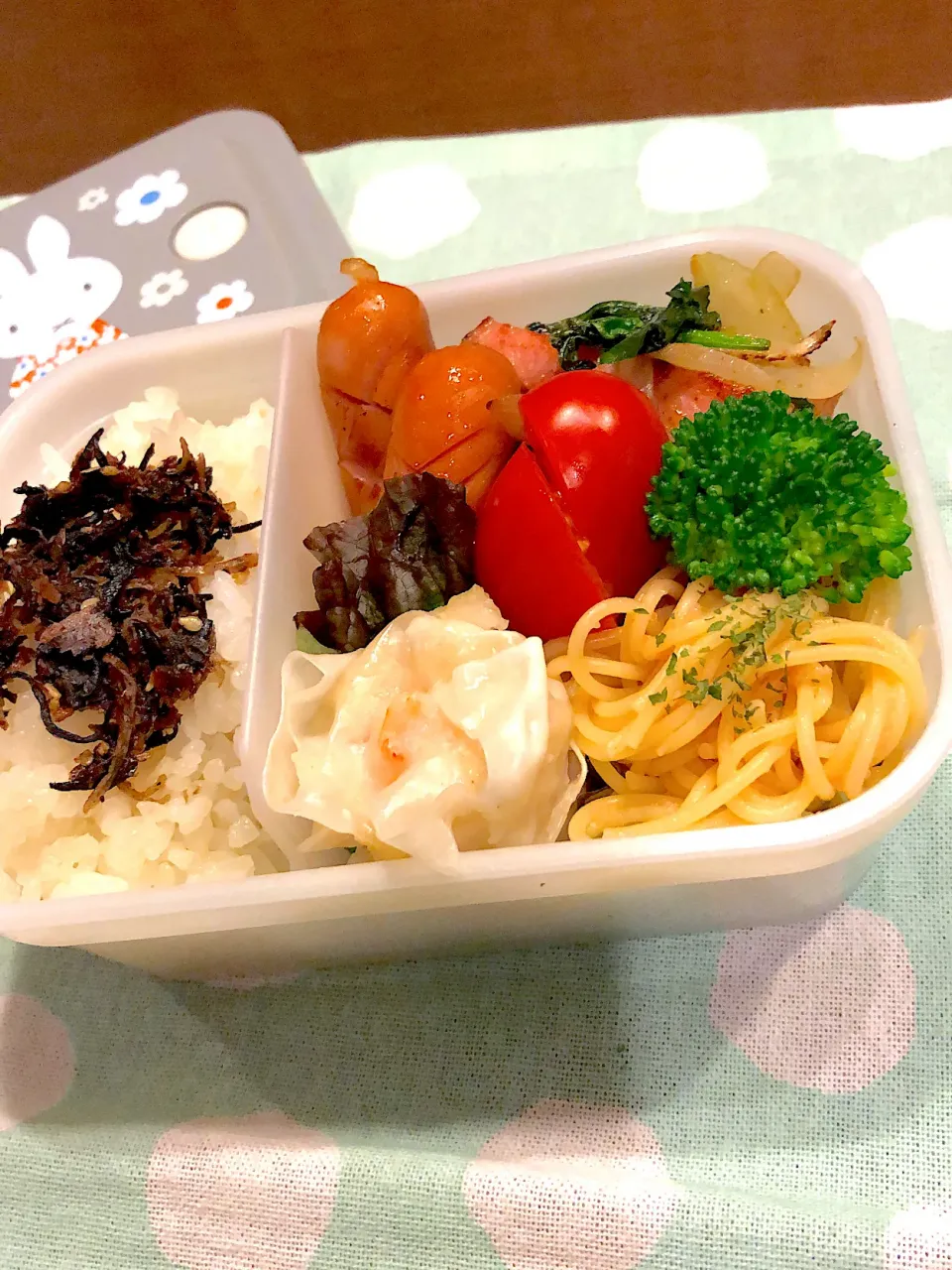 2024.2.11  ＊今日のお弁当＊ベーコンほうれん草♪|rinrin*mama*さん