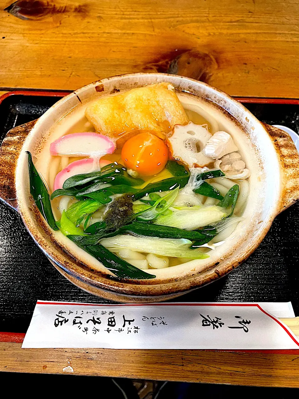 上田そば店　鍋焼きうどん|つねやんさん