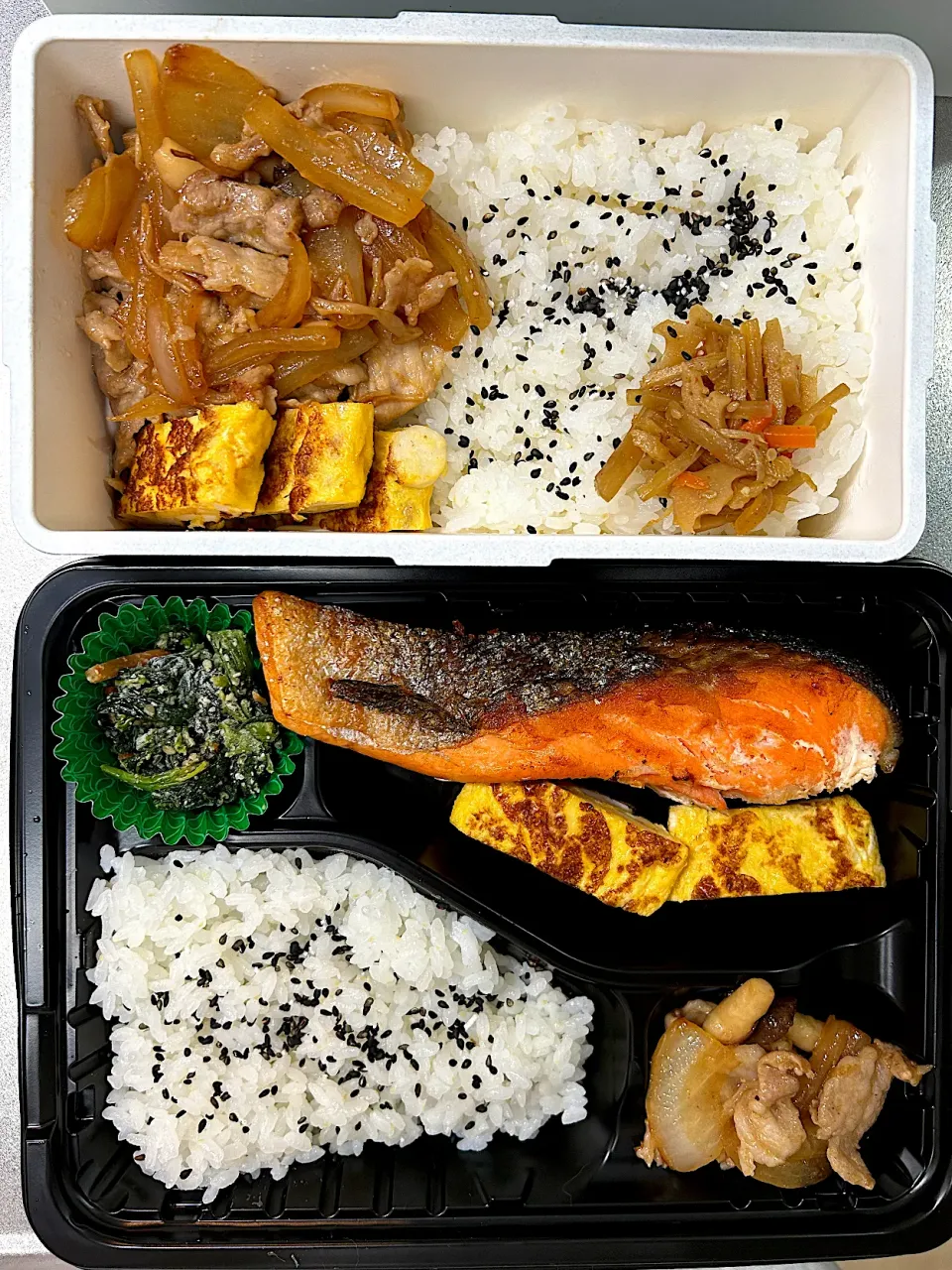 Snapdishの料理写真:つゆの素ゴールド生姜焼き弁当🍱|きっきー🥰さん