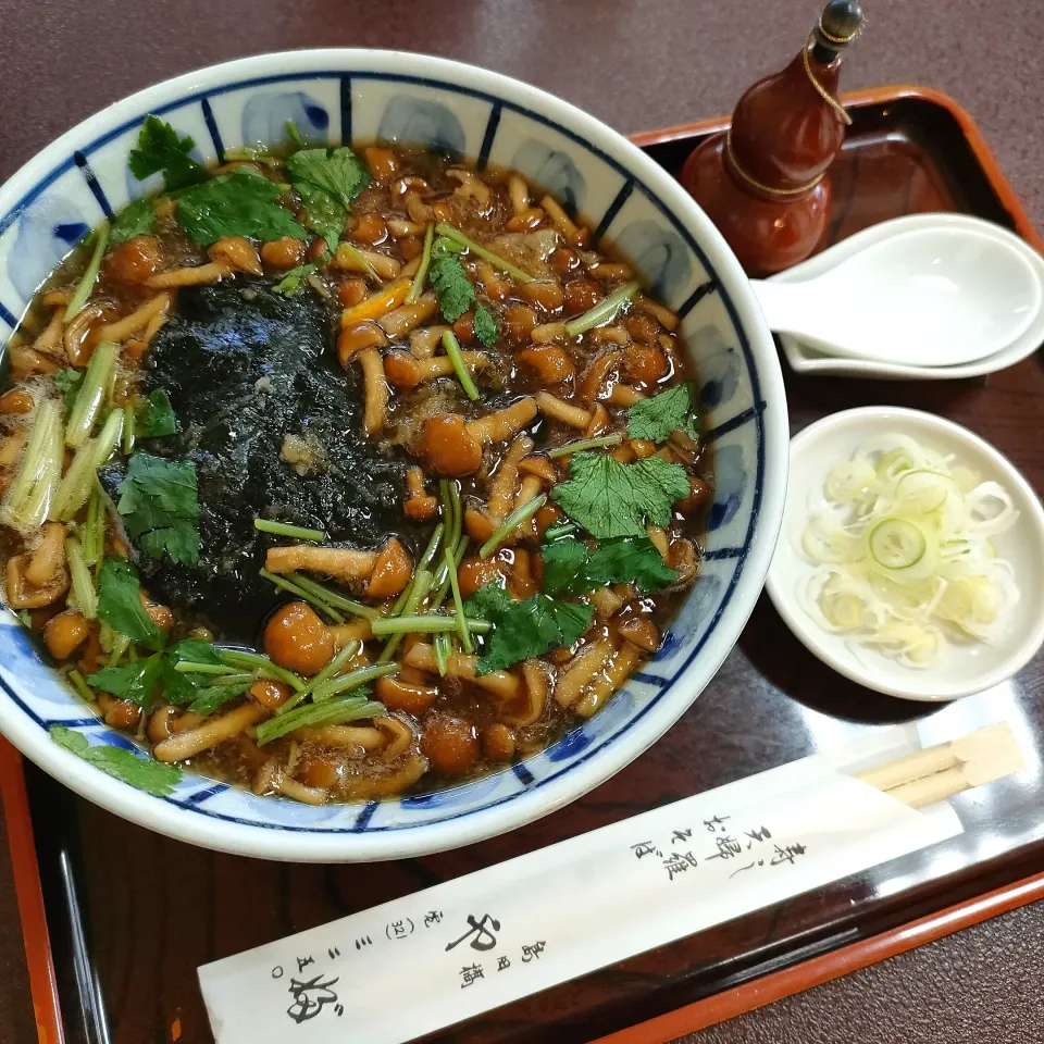 なめこ蕎麦🍄|ファンメイ🌺さん