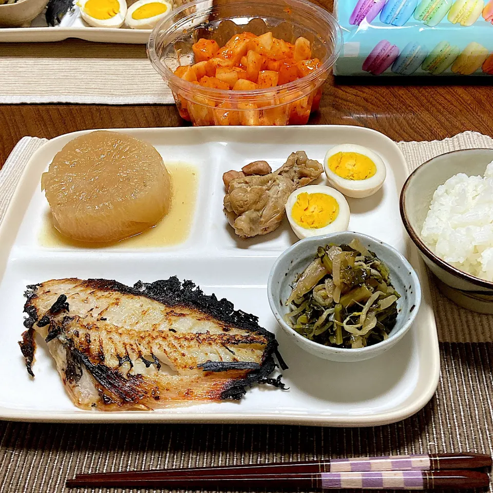 Snapdishの料理写真:赤魚の粕漬け|akkoさん