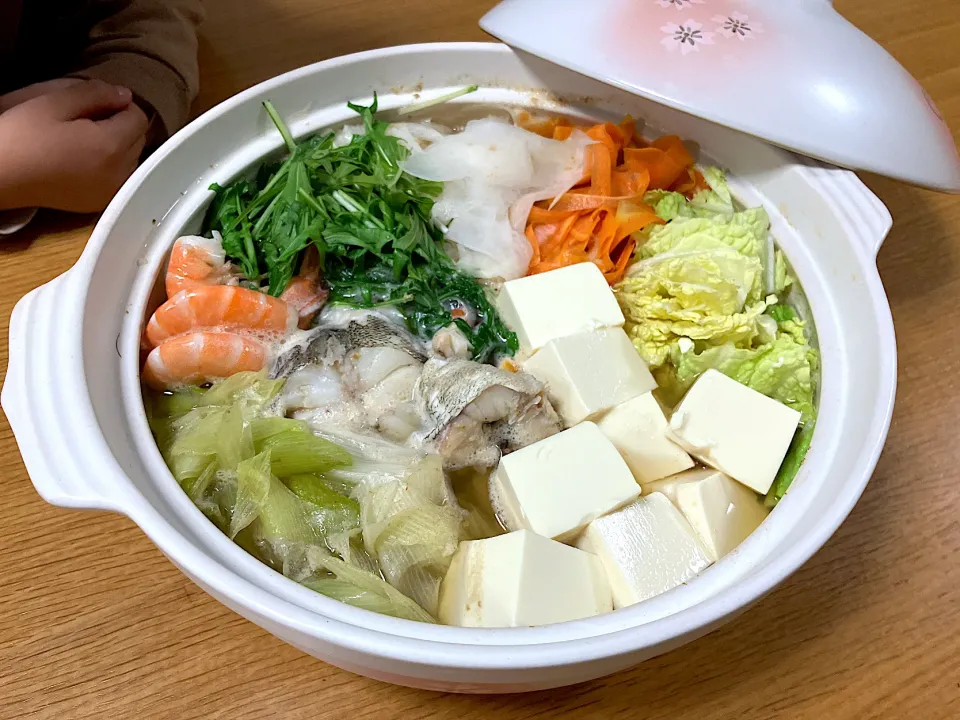 ＊ちびたんと作る、ひらひら野菜のちゃんこ鍋🍲＊|＊抹茶＊さん