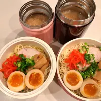 Snapdishの料理写真:昼弁・家系ラーメン|Sacchinさん