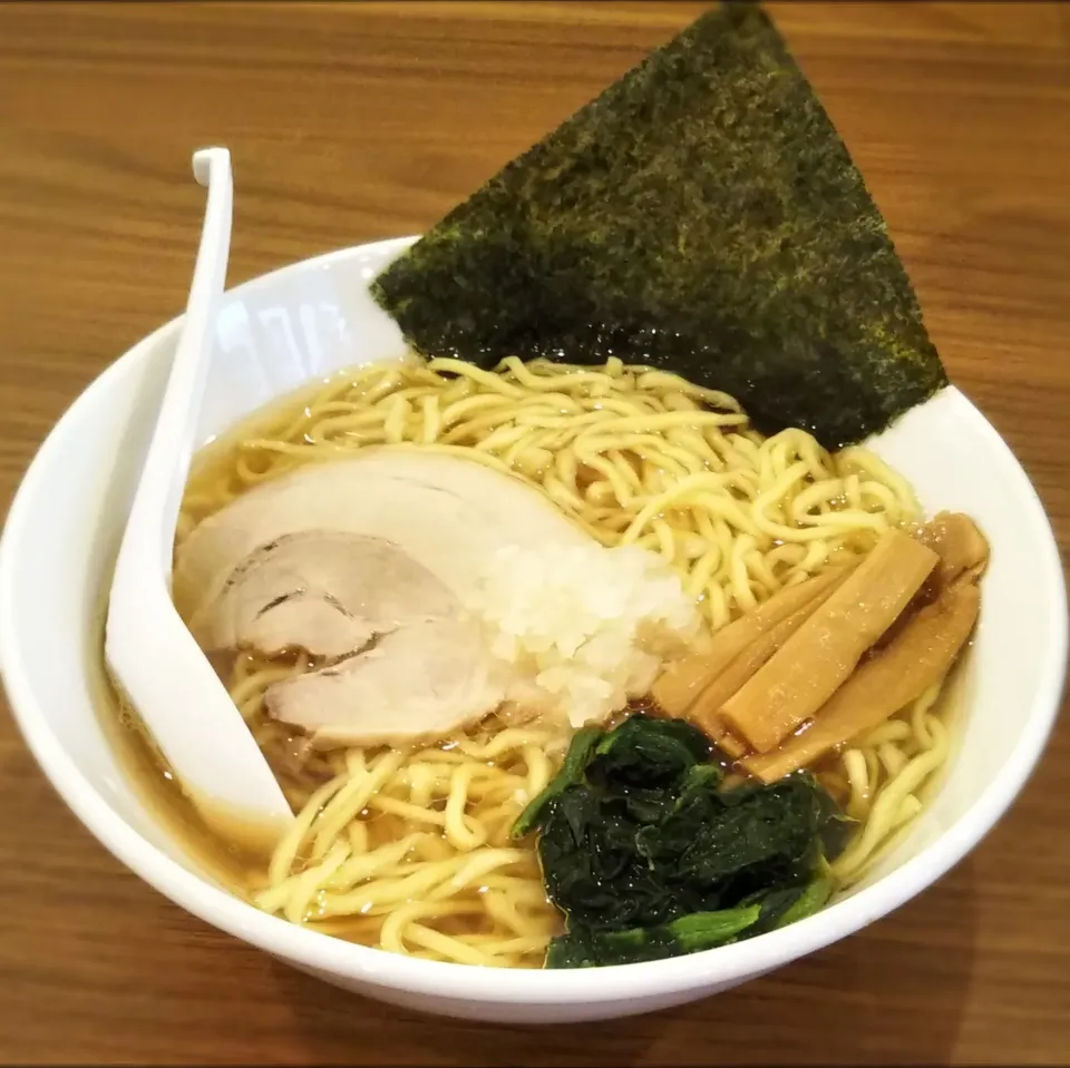 Snapdishの料理写真:🍜醬油ラーメン@麺屋いちむら|のもさん(๑´ڡ`๑)さん