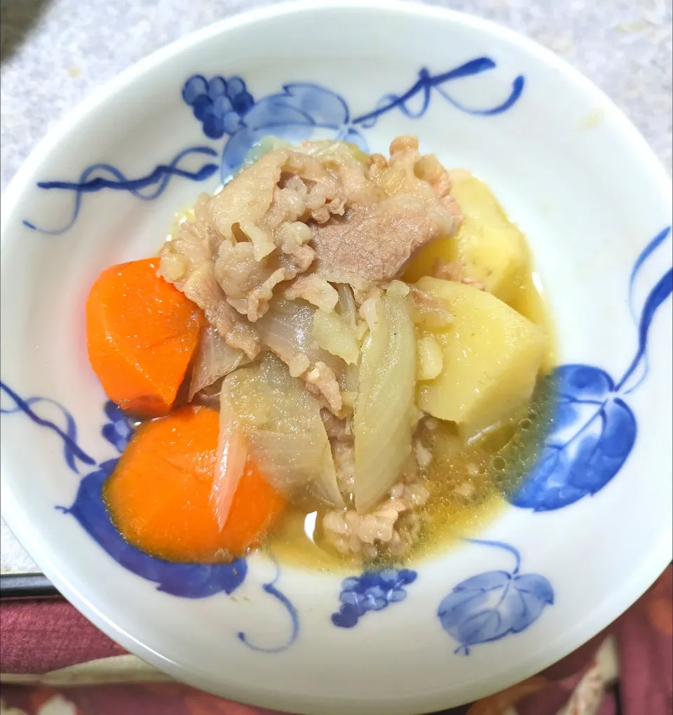 Snapdishの料理写真:肉じゃが|郁ちゃんさん