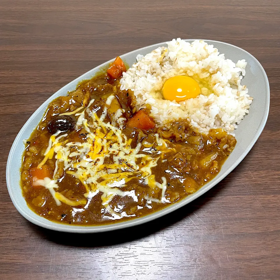 牛すじ煮込みリメイクトロトロゴールデンカレー|dashi menjiroさん