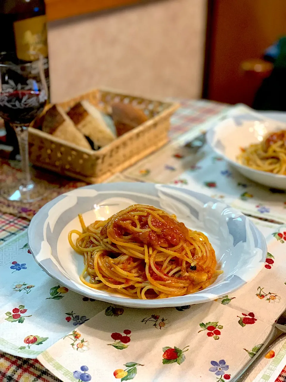 豚肉トマト煮込みの残り汁でパスタ|かおポンさん