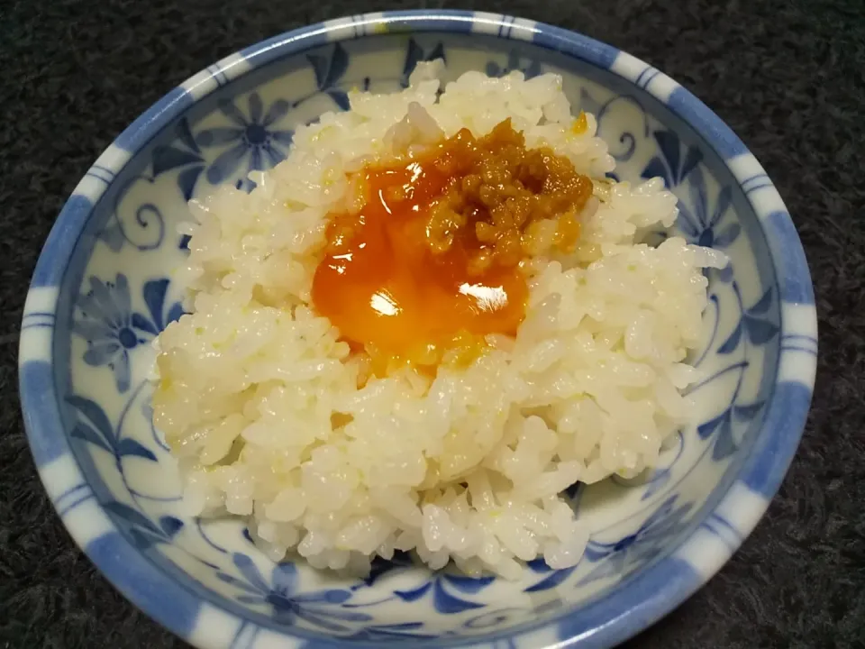 Snapdishの料理写真:卵の味噌漬けごはん|由紀子さん