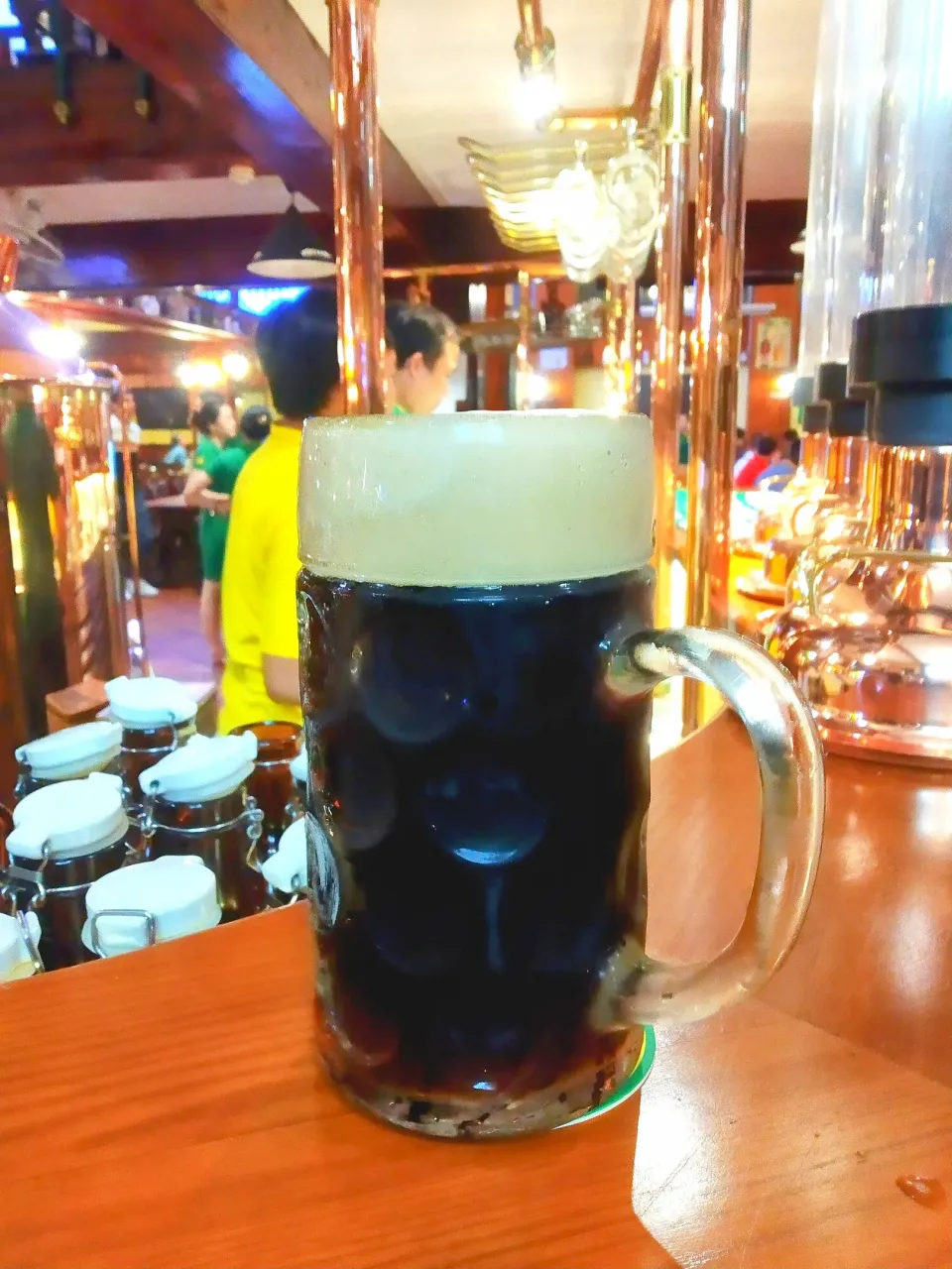 Snapdishの料理写真:House brewed Dark beer served in Ho Chi Minh City, Vietnam|jamesさん