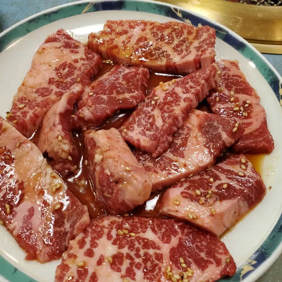 焼肉屋さんの、やわらかカルビ|アンジイさん