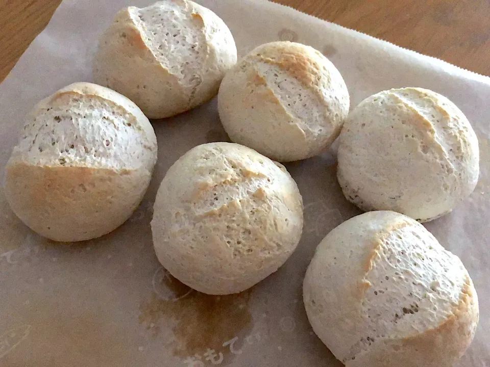 Snapdishの料理写真:米粉パン🍞|さおりさん