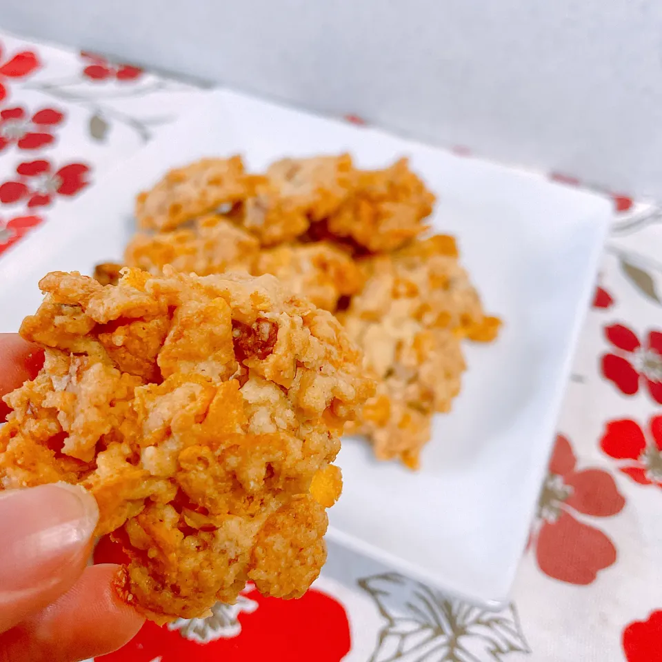 コーンフレークとくるみのクッキー♡|まゆかさん