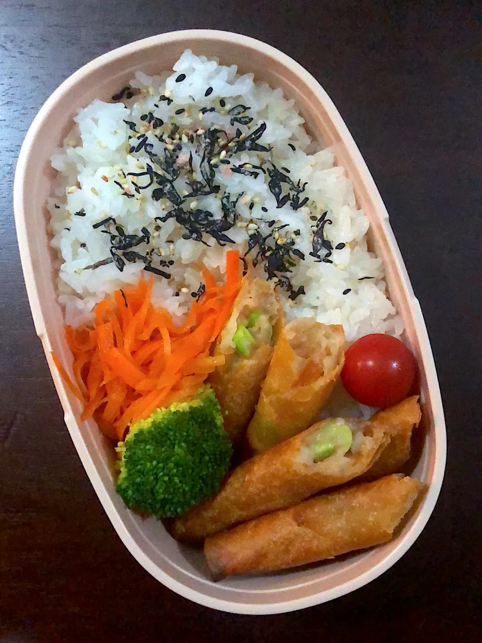 Snapdishの料理写真:お弁当155日目　エビ春巻き|mmmさん