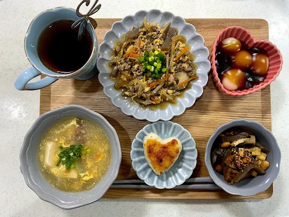 Snapdishの料理写真:牛肉とごぼうとお野菜の柳川風献立♡|ekoneko❤︎さん