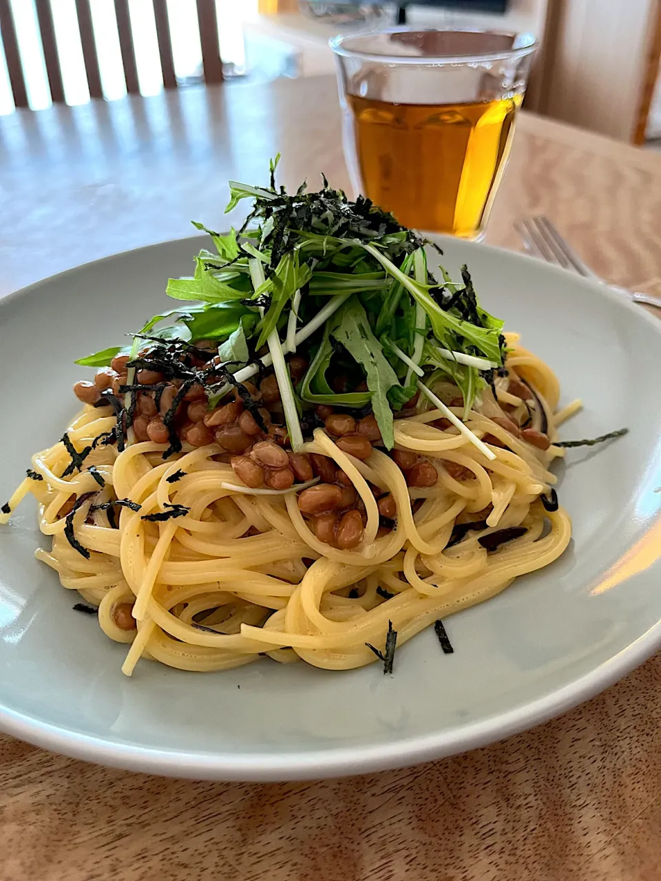 Snapdishの料理写真:納豆と塩昆布と水菜のパスタ 梅わさび味|Sakikoさん