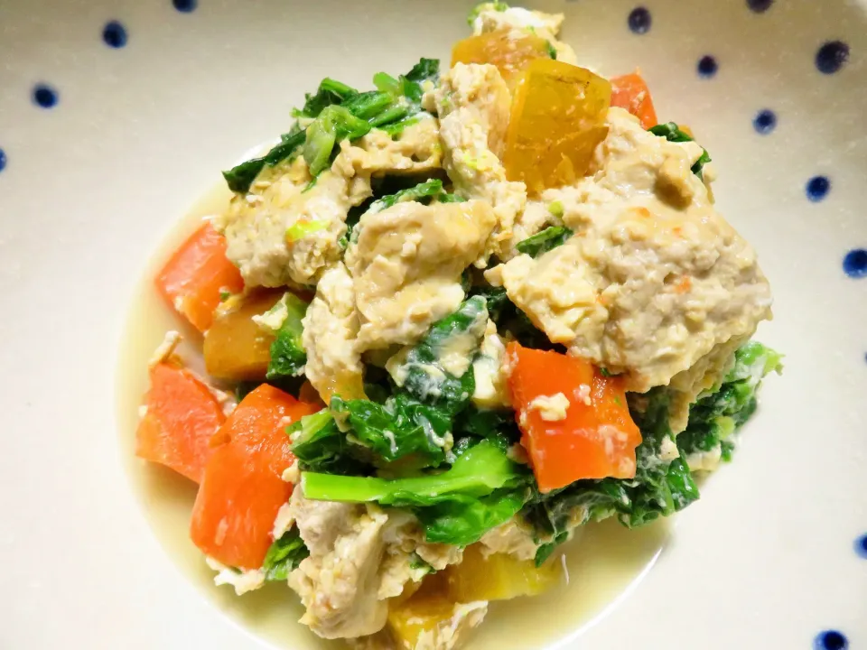 高野豆腐、人参、菜の花の卵とじ|Yasuo  Watanabeさん