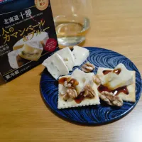 Snapdishの料理写真:大人のカマンベール&ブルーでカナッペ|茶釜さん